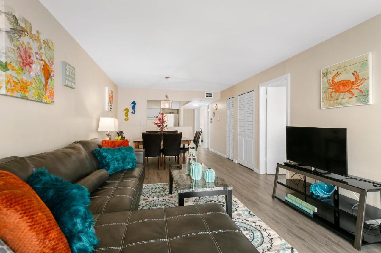Appartamento 2 Bedroom 2 Bath With Patio On 11th Collins Ave Miami Beach